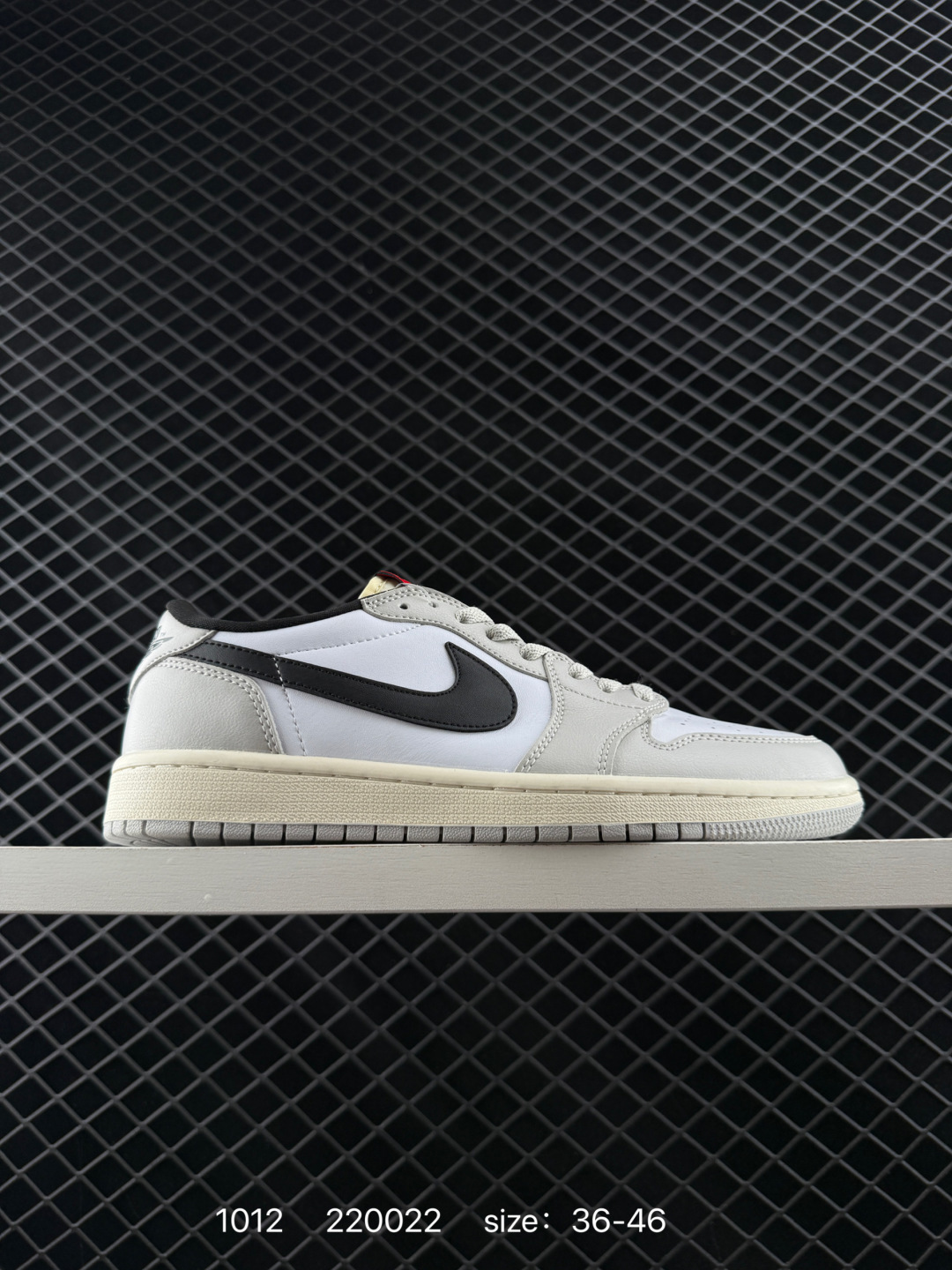 Nike Air Jordan 1 Retro Low Nike Air Jordan 1 Retro Low